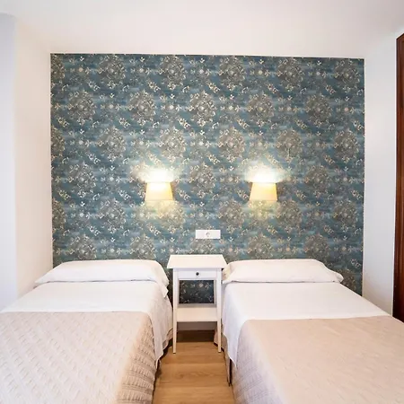 奥维特恩斯酒店 酒店 *